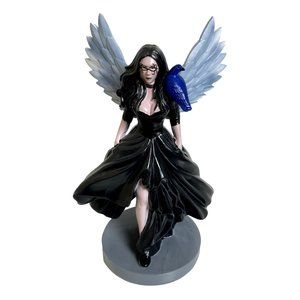 Gothic Female Woman Girl Statue Figurine Gift for Home Decor with Crow Raven
